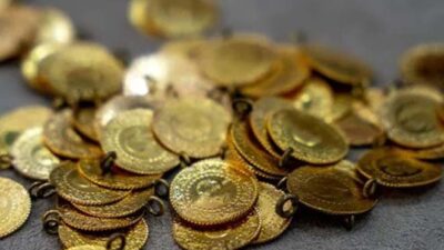 Altın fiyatları haftaya zayıf başladı. ABD dolarının güçlenmesi ve yatırımcıların