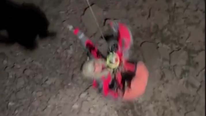 Aksaray’daki Hasan Dağı’na tırmanış yapan ve dönüş yolunda yaralanarak mahsur