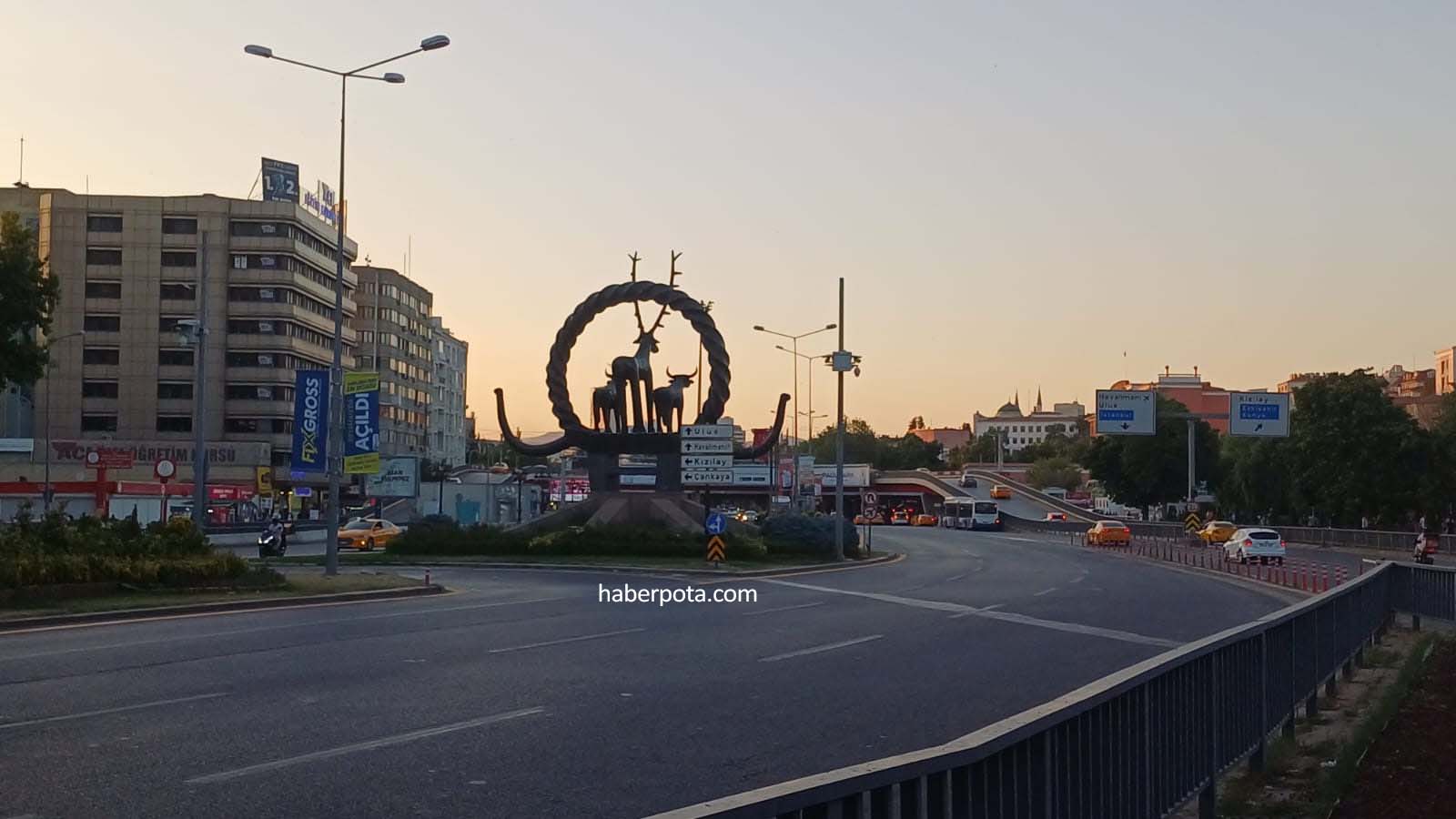 Ankara’da hava sıcaklığı mevsim normallerinde seyredecek. Yurt genelinde etkili olan