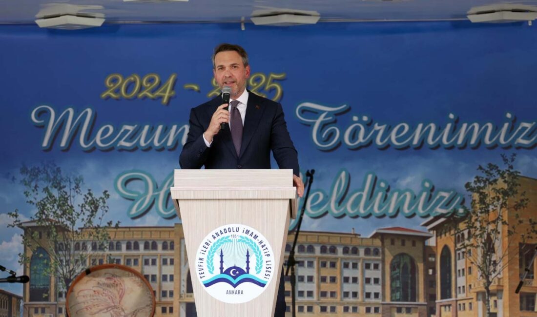 Enerji ve Tabii Kaynaklar Bakanı Alparslan Bayraktar, Ankara'da Tevfik İleri