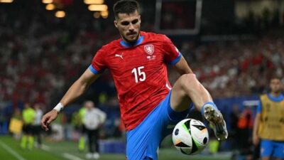 Yeni sezon hazırlıklarını sürdüren Beşiktaş, ilk transferini Çekya’dan gerçekleştirmeye hazırlanıyor.