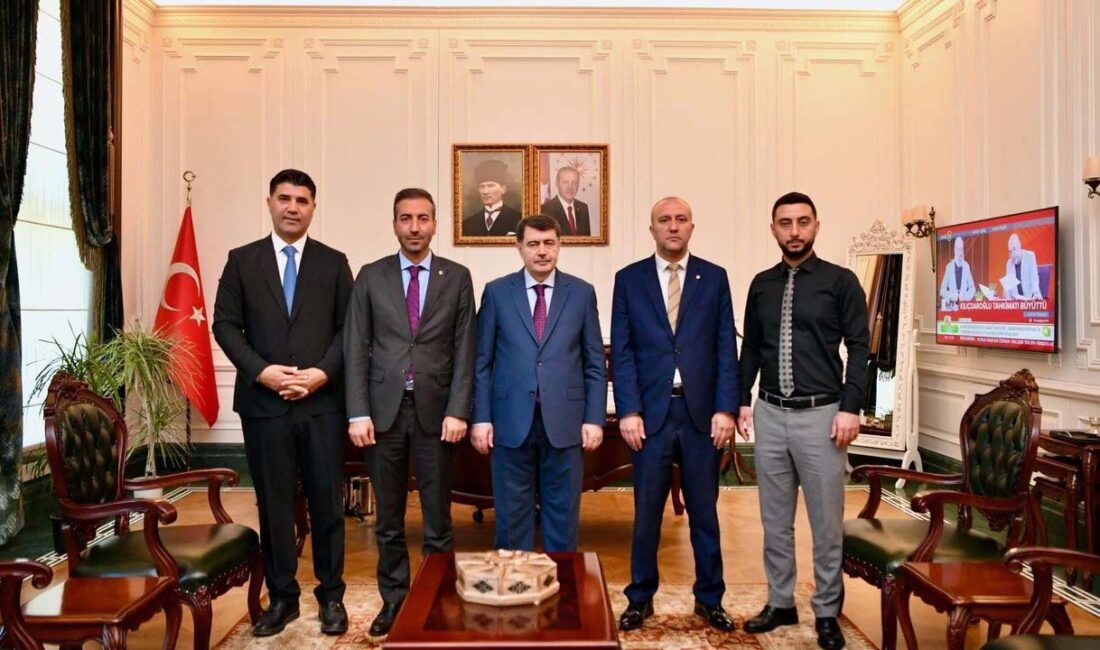 MKE Ankaragücü Spor Kulübü Başkanı Gazi Ercüment Tekin ve beraberindeki