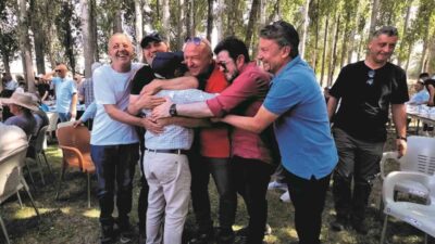 Yozgat’ın Boğazlıyan ilçesine bağlı Poyrazlı köyünde 1978 yılında öğretmenlik yapan