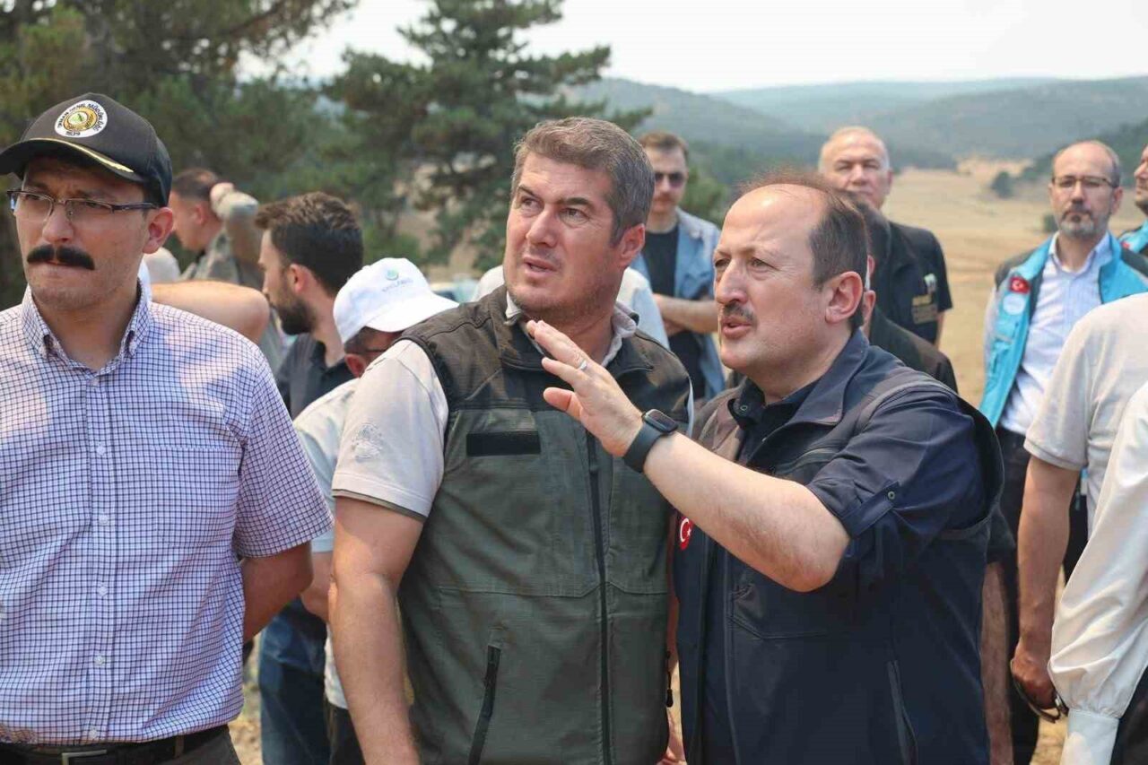 Afet ve Acil Durum Yönetimi Başkanlığı (AFAD) ülkenin çeşitli yerlerinde