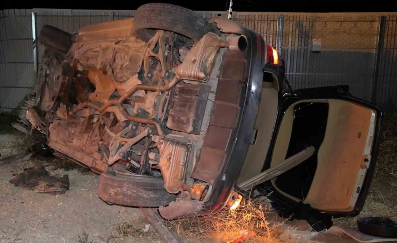 Aksaray’da alkollü sürücünün kullandığı otomobil, önünde seyreden yabancı plakalı gurbetçi