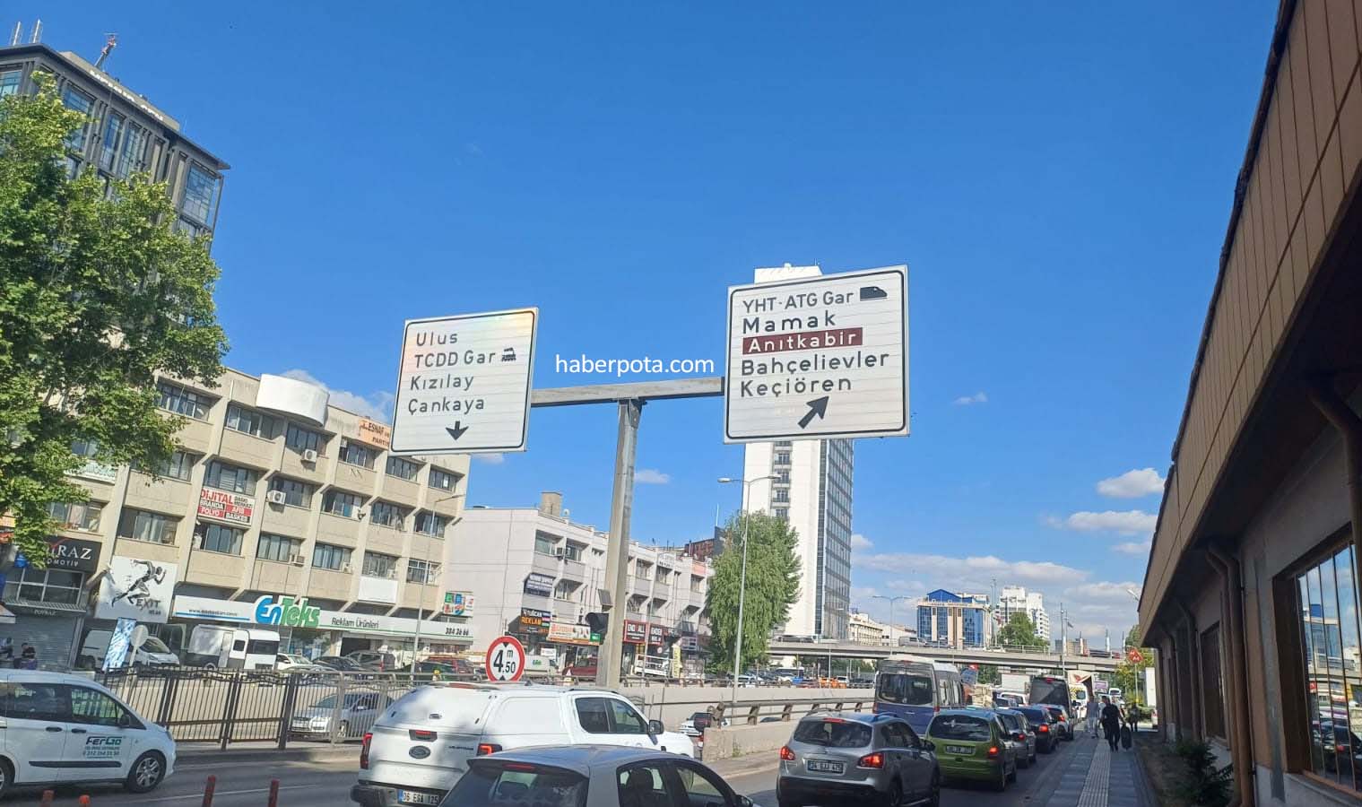 Ankara’da kadın profilleriyle tanışma uygulamalarını kullanan ve mağdurları tuzağa düşürerek