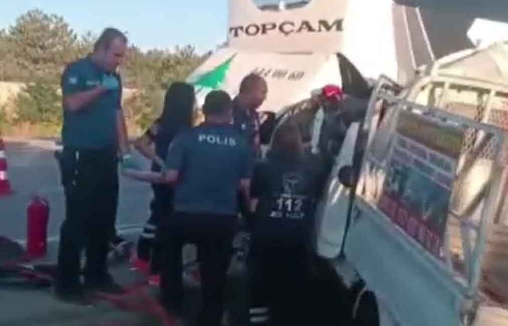 Başkent Ankara'daki feci kazada, Ankara-Kırıkkale yolu Elmadağ ilçesi girişinde bir