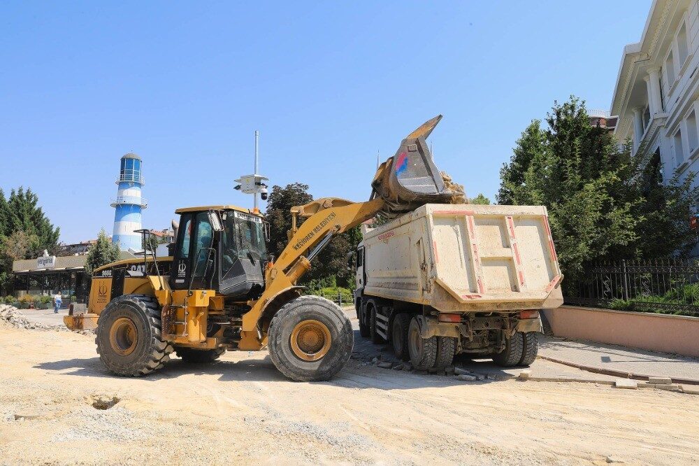 Ankara'nın ilçesi Keçiören Belediyesi tarafından ilçenin dört bir yanında altyapı