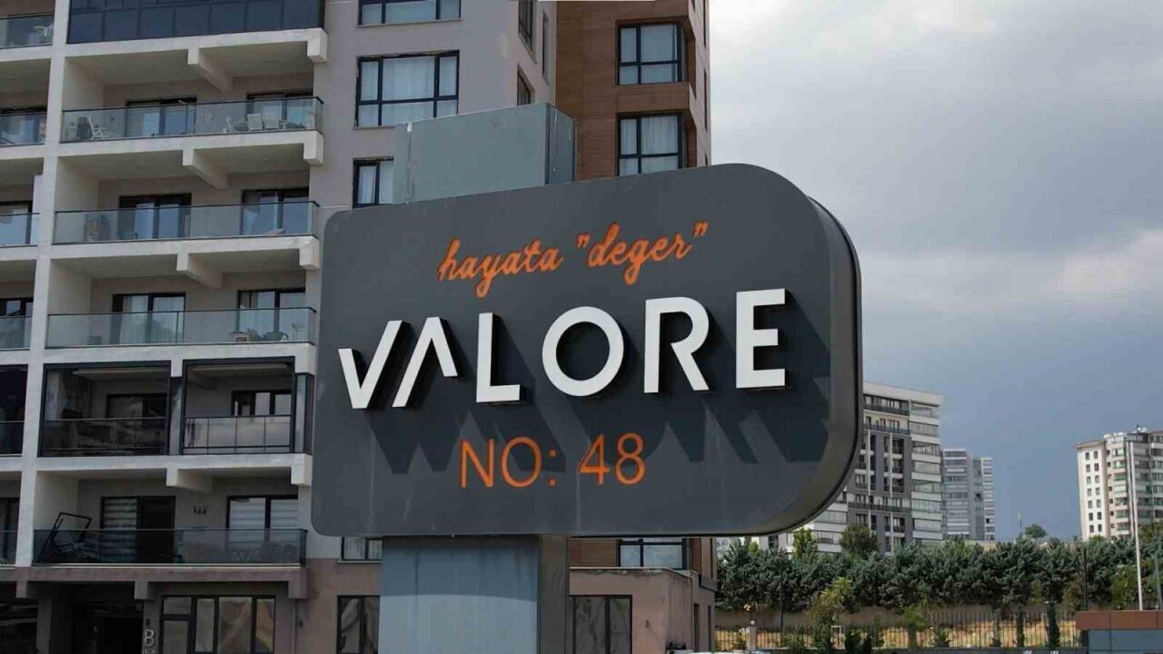 Ankara Çankaya'nın Yaşamkent semtinde 12 Temmuz Cumartesi gecesi 26 katlı