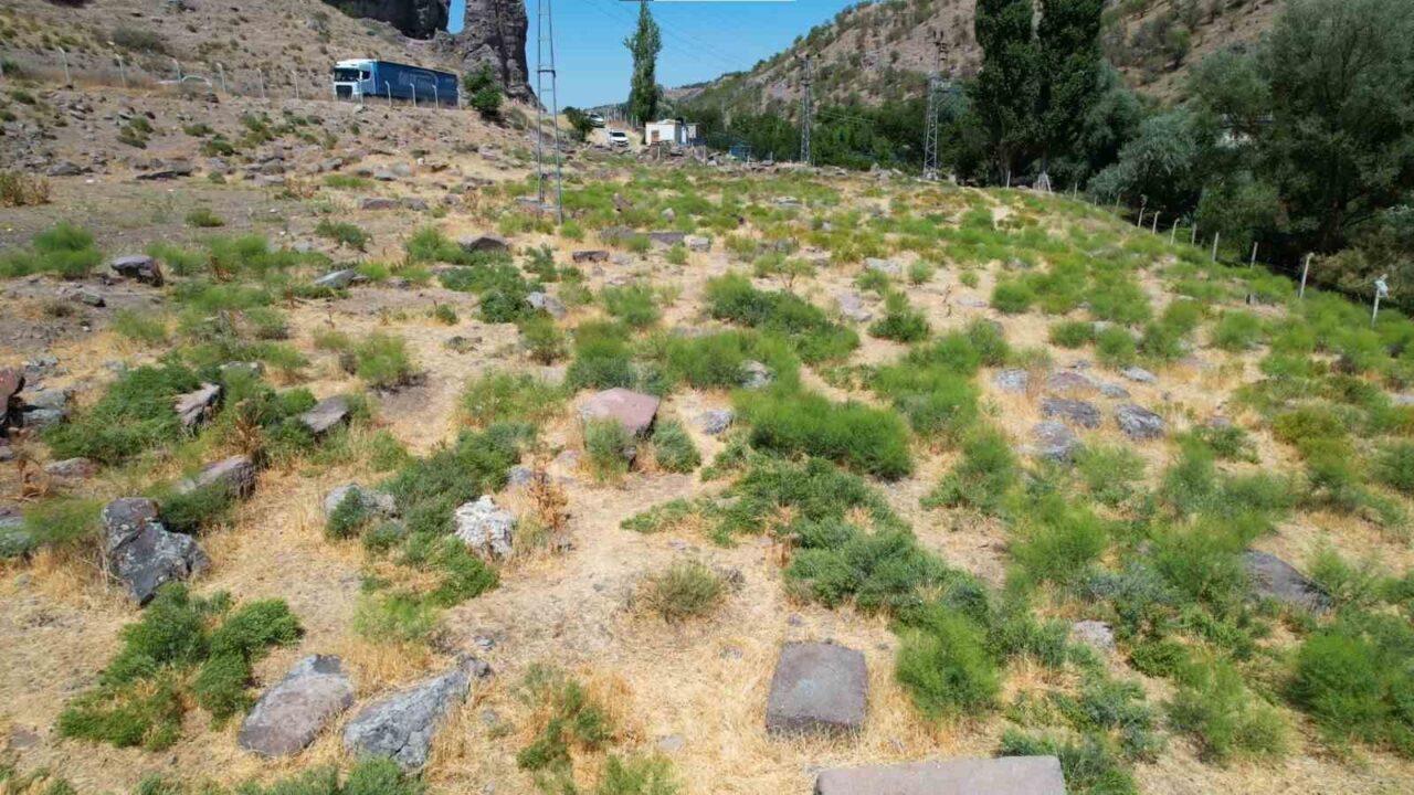 Ankara’nın Sincan ilçesine bağlı Yenikent semtinde bulunan ve geçmişte Ermenilere