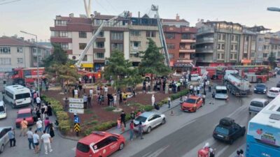 Başkent Ankara’da 4 katlı bir binanın en üst katında çıkan