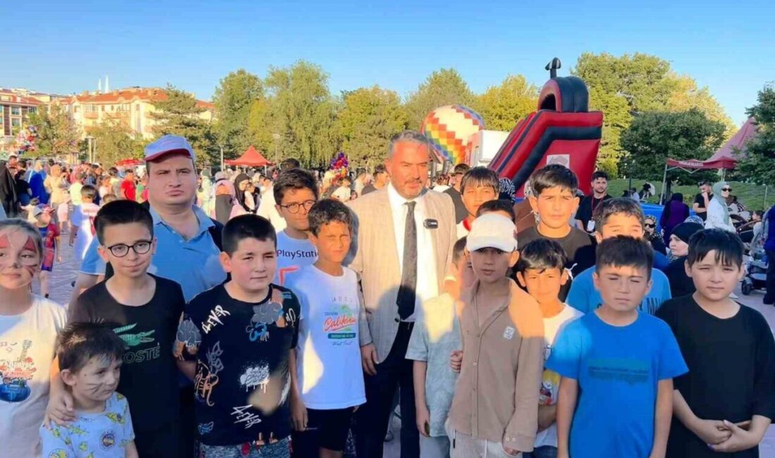 Ankara'nın Pursaklar Belediyesi tarafından düzenlenen ‘4’üncü Pursaklar Çocuk Şenliği’ açılış