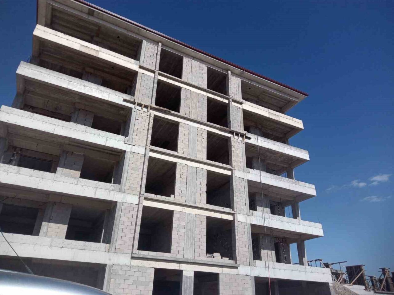 Ankara’nın Beypazarı ilçesinde inşaattan düşen usta hayatını kaybetti.