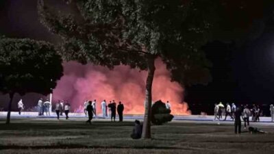 Konya’nın Beyşehir ilçesinde göl kenarındaki sazlık alanda çıkan yangın paniğe