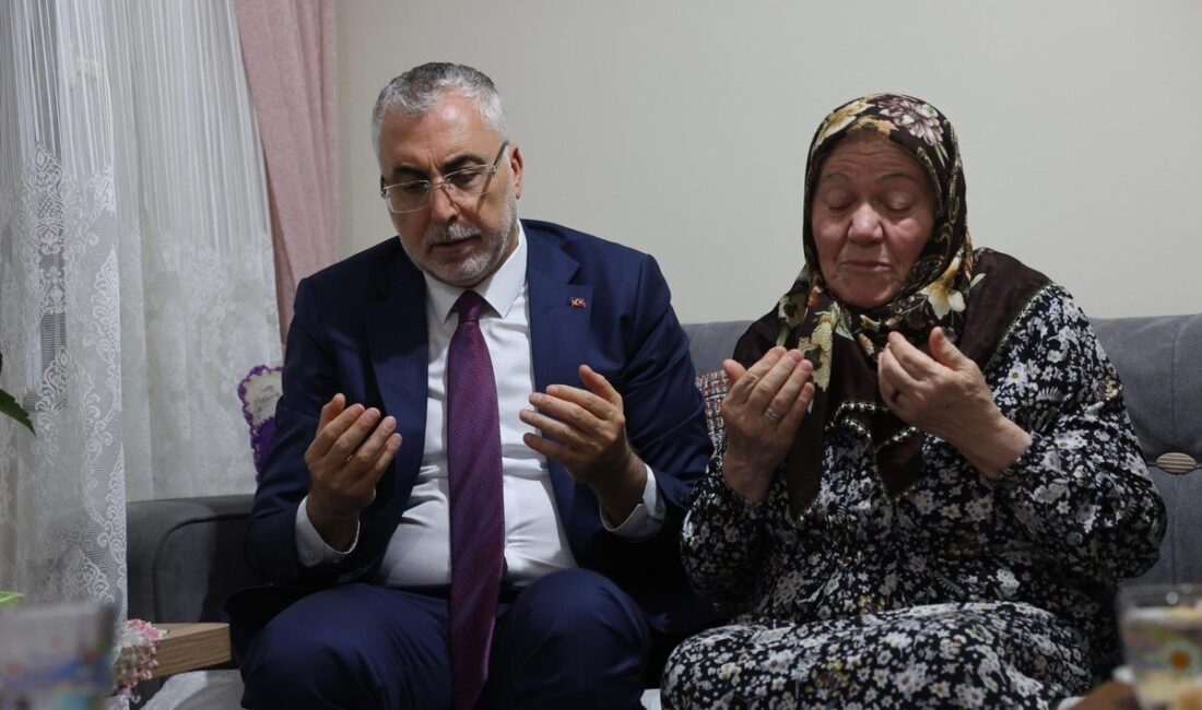 Çalışma ve Sosyal Güvenlik Bakanı Vedat Işıkhan, 15 Temmuz darbe