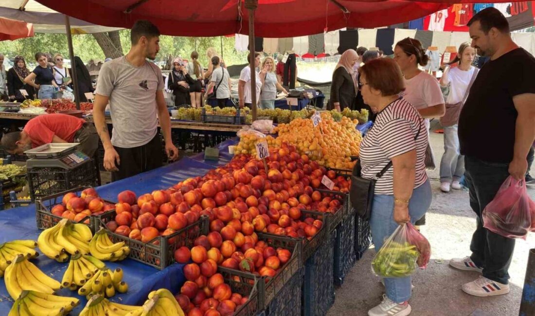 Eskişehir’de yeri taşınacağı öne sürülen Çarşamba Pazarı (ÇARPA) ile ilgili