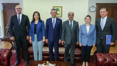 Cumhuriyet Halk Partisi (CHP) Genel Başkanı Özgür Özel, Halkların Eşitlik