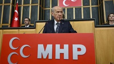 MHP lideri Devlet Bahçeli, CHP Genel Başkanı Özgür Özel'in sokak
