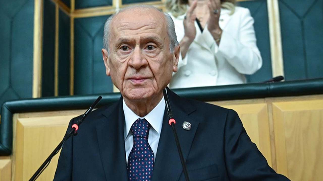 Milliyetçi Hareket Partisi (MHP) Genel Başkanı Devlet Bahçeli, Cumhuriyet Halk