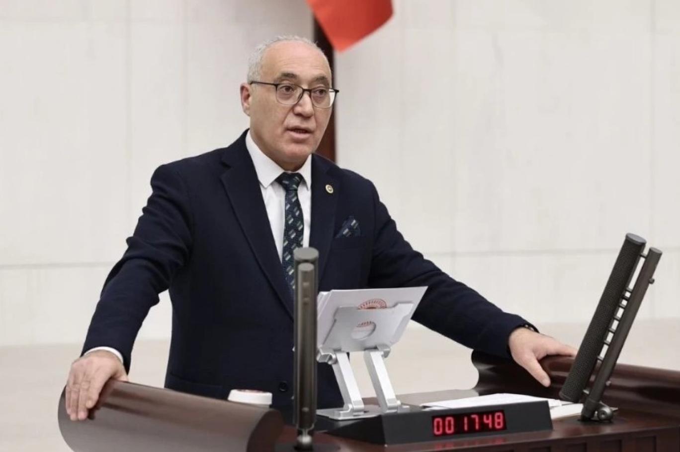 Gelecek Partisi İstanbul Milletvekili Doğan Demir, partisinden istifa ettiğini açıkladı.