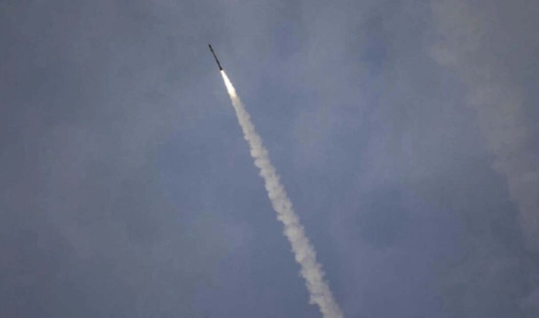 İsrail ordusu, Yemen’den gönderilen bir insansız hava aracının (İHA) etkisiz