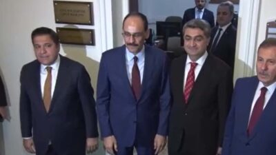 MİT Başkanı İbrahim kalın Yeni Yol Partisi’ni ziyaret etti.