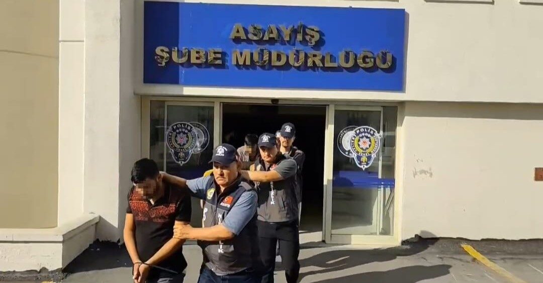 İnşaat alanları, iş yerleri ve elektrik trafolarından kablo ve malzeme