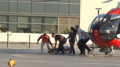 Kayseri’de otomobil ile kamyonun çarpışması sonucu meydana gelen kazada yaralanan
