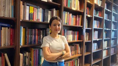 Kitapevi sahibi olan Nazlı Sinanoğlu İnanç, mecralar değişse veya farklılaşsa