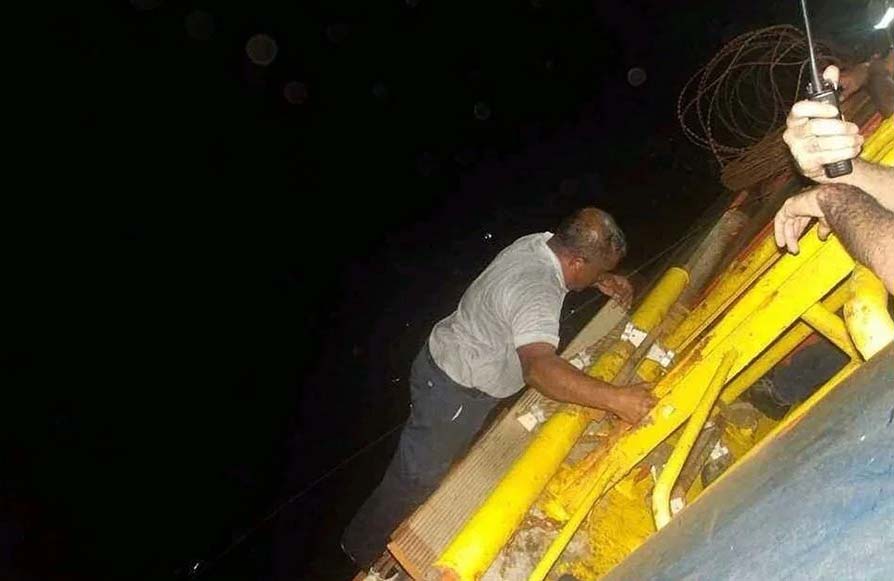 Kızıldeniz'de Yunanistan tarafından işletilen bir yük gemisi daha hedef alındı.