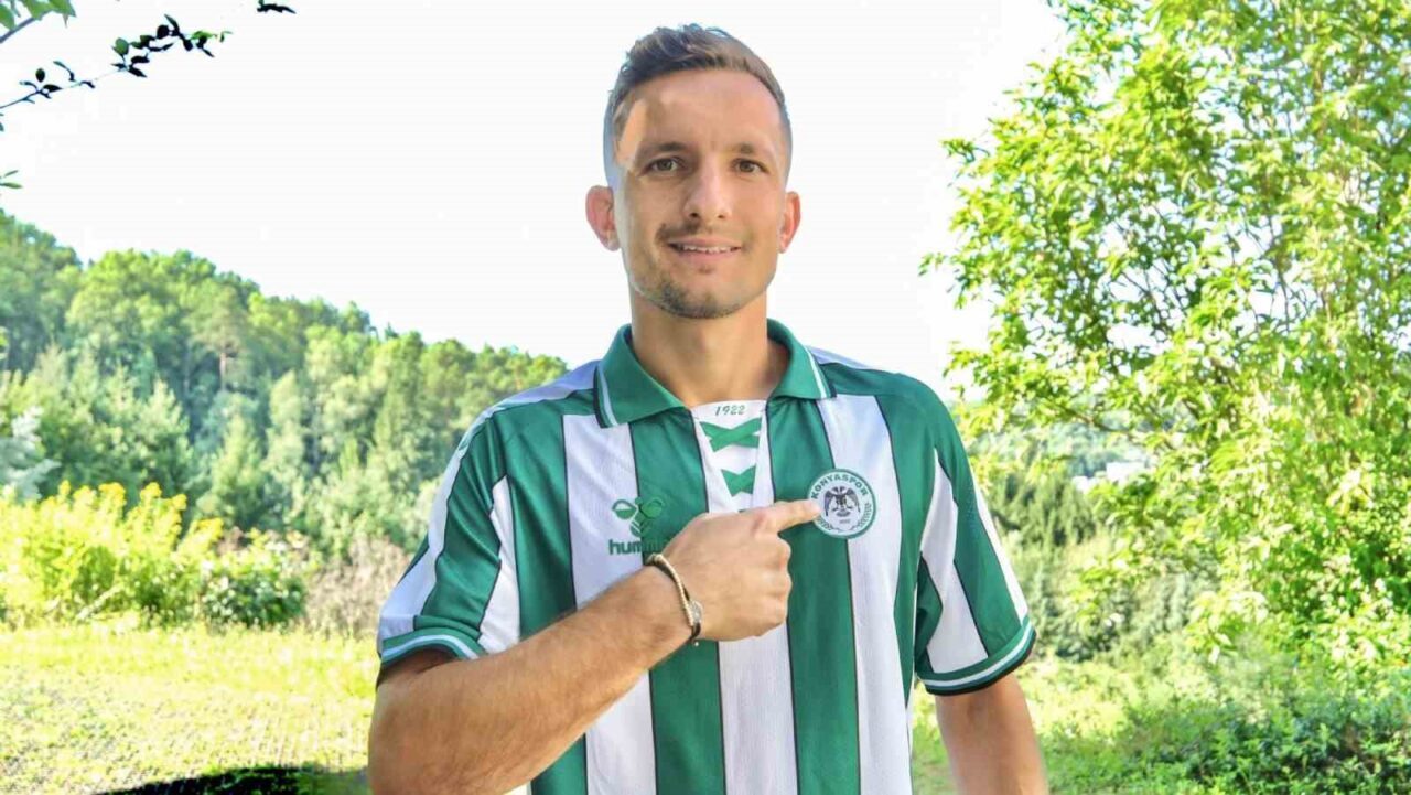 Konyaspor, Rumen futbolcu Marius Stefanescu ile 3 yıllık sözleşme imzalandığı
