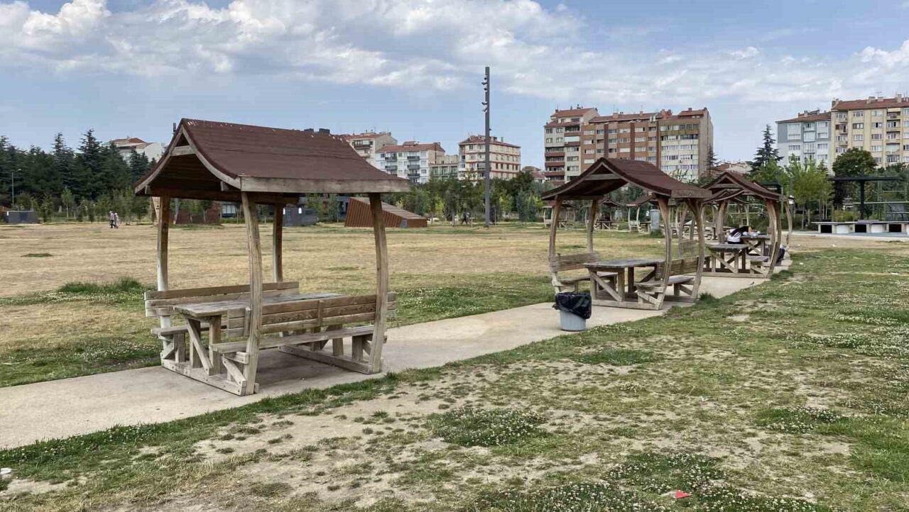 Eskişehir’de 13 yaşındaki kızı darp edip o anların videosunu sosyal