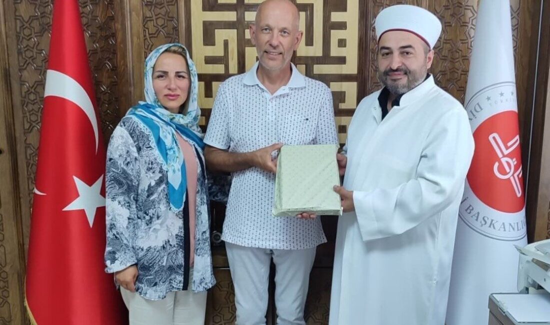 Konya’nın Beyşehir ilçesine akraba ziyareti için gelen Norveçli Roy Terie