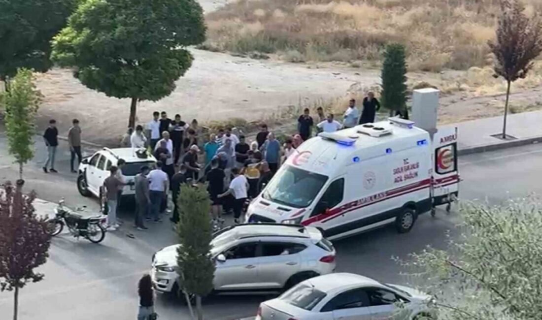 Nevşehir’de sola dönmek isteyen otomobilin sürücüsü kazaya neden oldu. Güvenlik