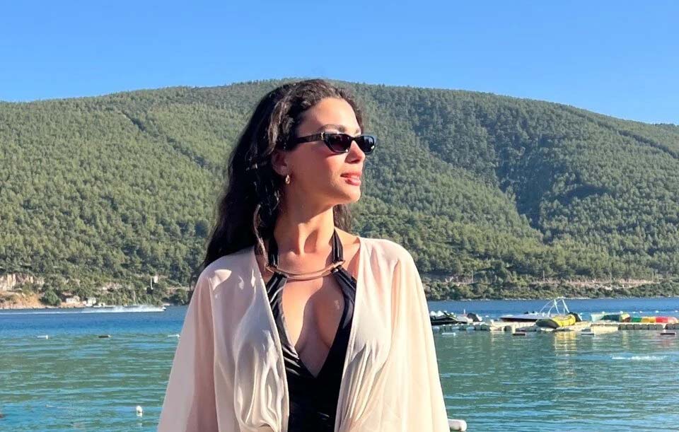 Yemin dizisiyle yıldızı parlayan ve kariyeri kadar özel hayatıyla da
