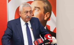 Türkiye Esnaf ve Sanatkârları Konfederasyonu (TESK) Genel Başkanı Bendevi Palandöken,