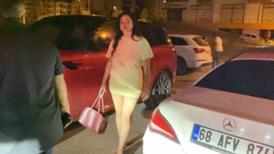 Aksaray’da polisin "dur" ihtarına uymayan kadın sürücü lastiğinin patlamasıyla jant