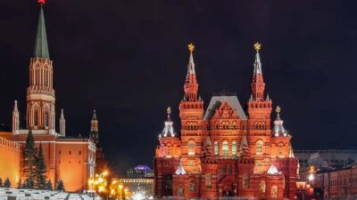 Rusya Dışişleri Bakanlığı, Azerbaycan’da bulunan ya da bu ülkeye seyahat