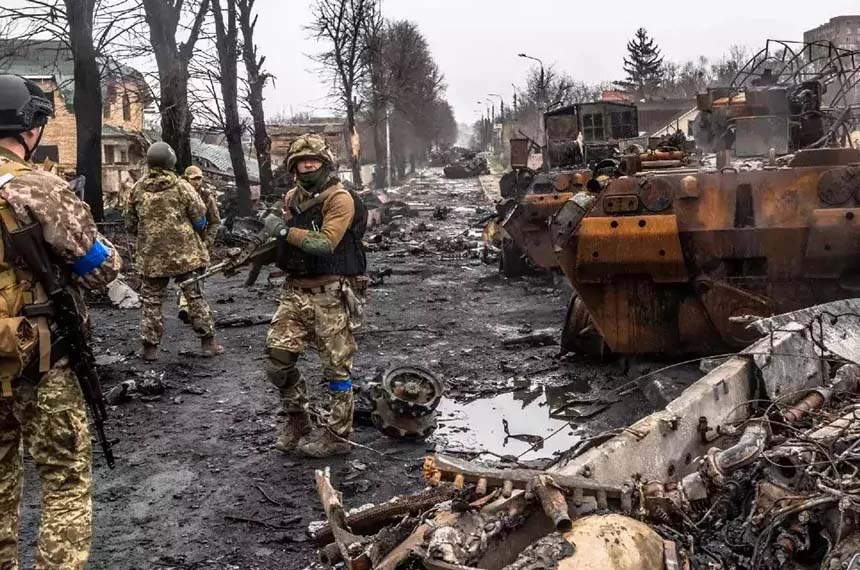 ABD Başkanı Trump, durdurulan sevkiyatların ardından Ukrayna’ya yeniden savunma silahları