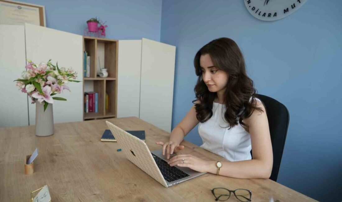 Yaz sıcaklarının etkisini artırdığı bu günlerde, uzmanlar vatandaşları sağlıklı beslenme