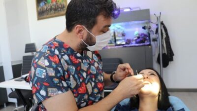 Sivas Medicana Hastanesi Kardiyoloji Bölümü Uzmanı Dr. İsmail Erdoğu, diş