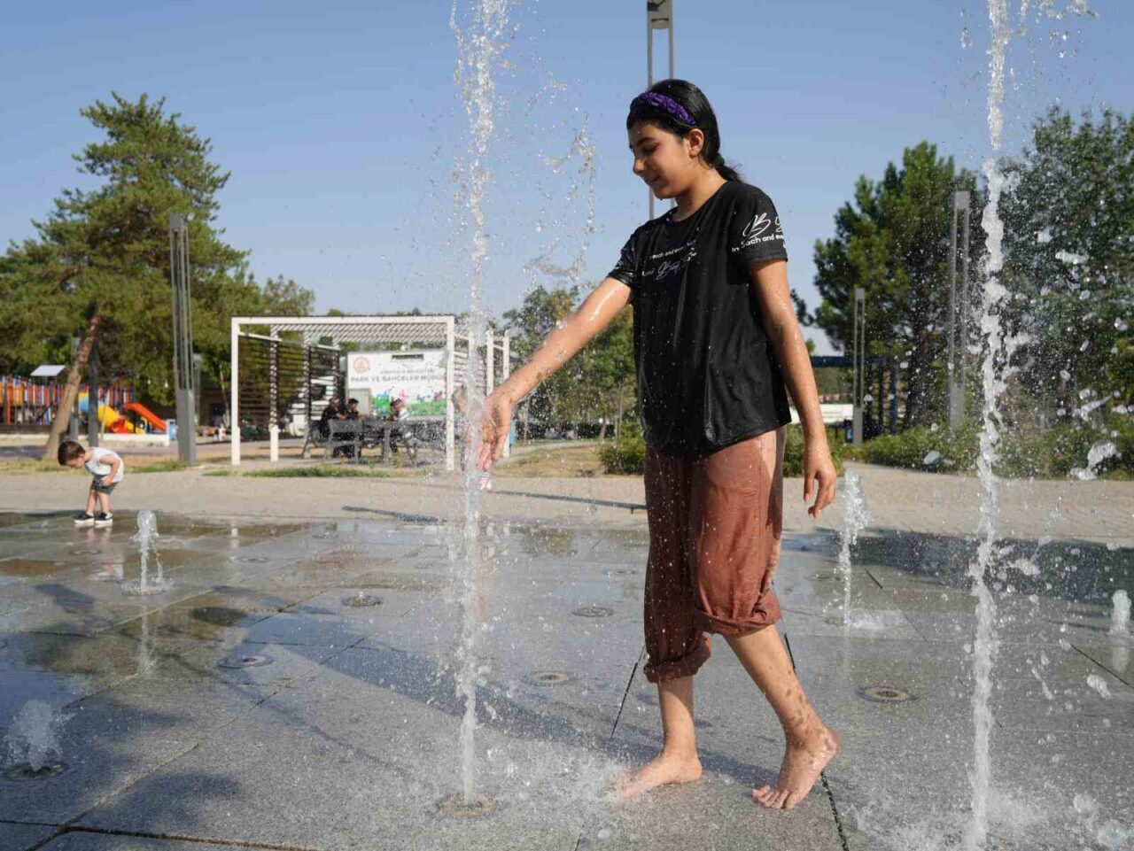 Kırıkkale’de hava sıcaklıkları mevsim normallerinin üzerine çıkarak 40 derecenin üzerine