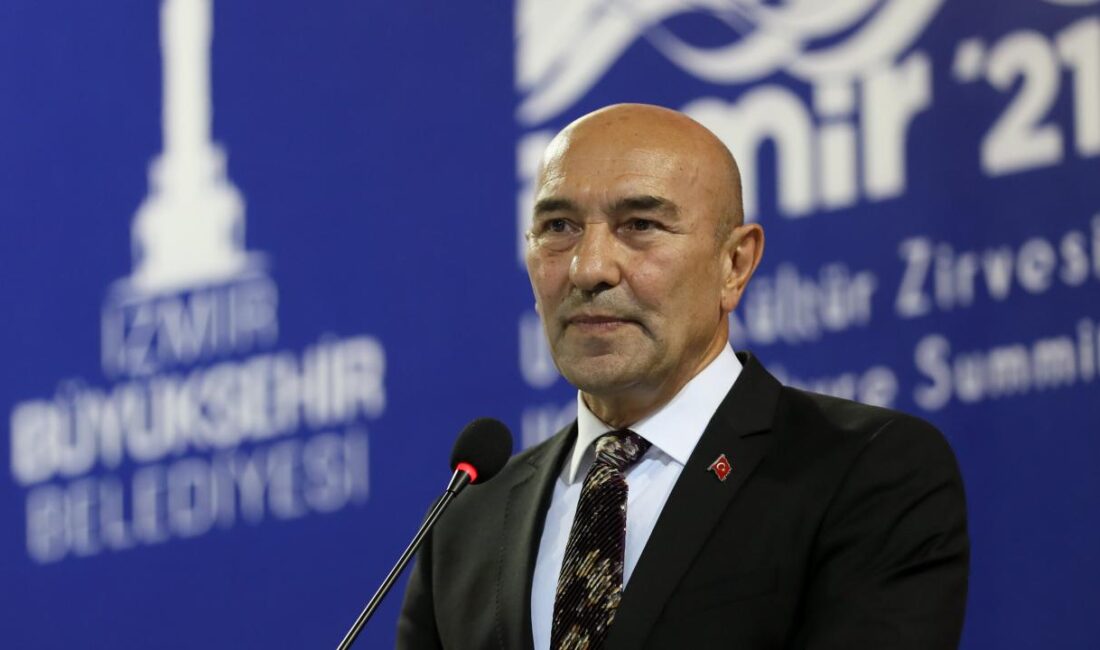 İzmir Büyükşehir Belediyesi’ne yönelik yürütülen yolsuzluk soruşturması kapsamında, eski Belediye