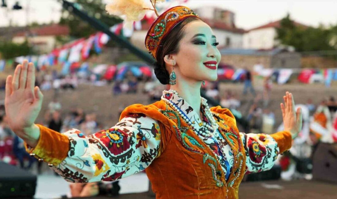 Ankara'nın Keçiören Belediyesi tarafından ‘2. Uluslararası Keçiören Türk Dünyası Şöleni’