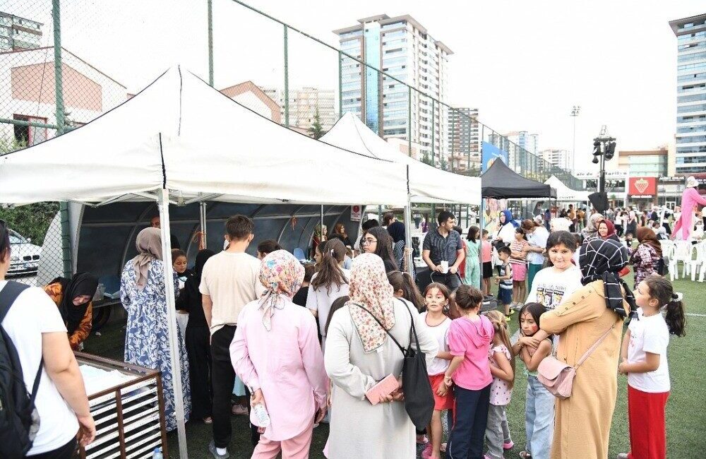 Ankara'nın Pursaklar Belediyesi tarafından 3 hafta boyunca ilçenin her mahallesine