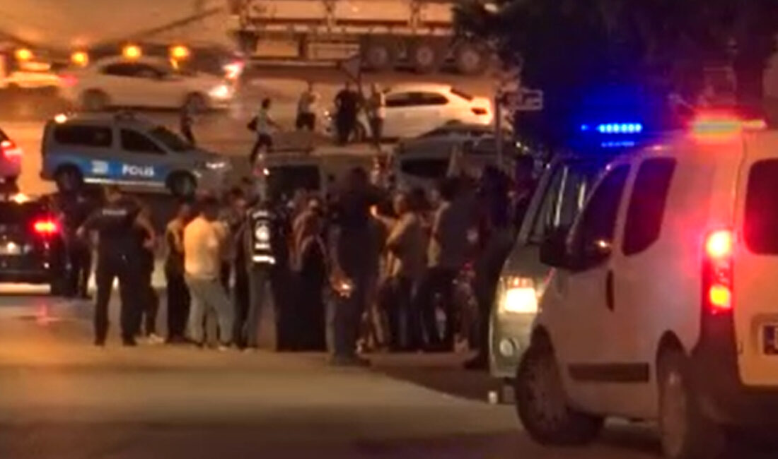 Ankara’nın Sincan ilçesinde kolonlarından çatırtı sesi geldiği iddiası üzerine 18