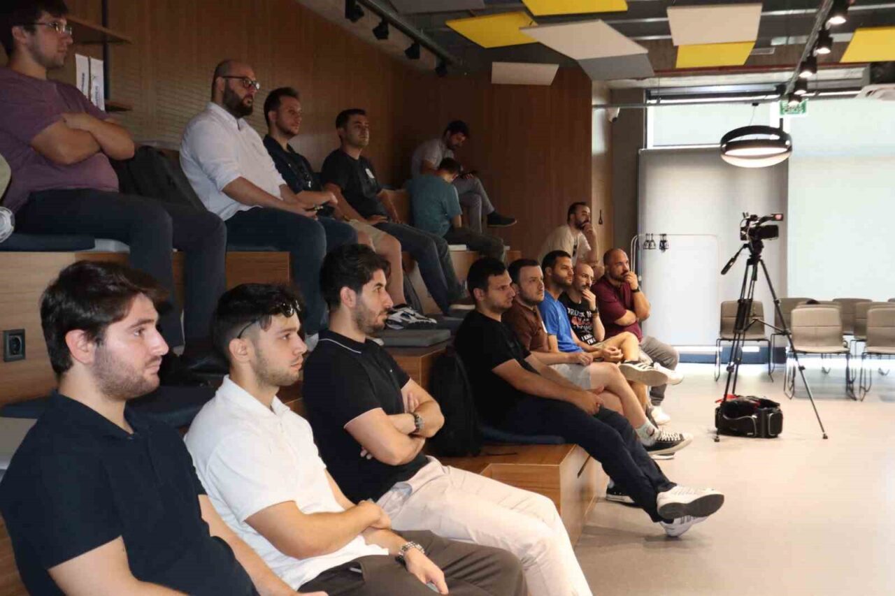 Başkent, yapay zeka ile insan üretkenliğinin birleşimini ele alan ‘Kollektif