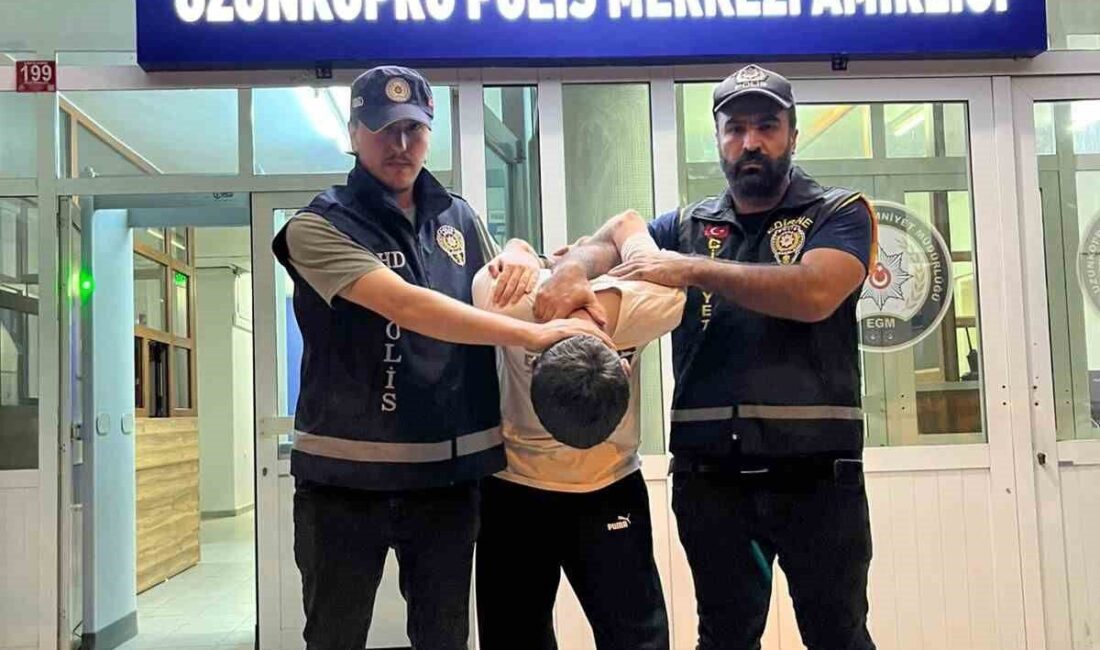 İçişleri Bakanı Ali Yerlikaya, İstanbul'da Alemdağ Spor Kulübü Başkanı Tuncay