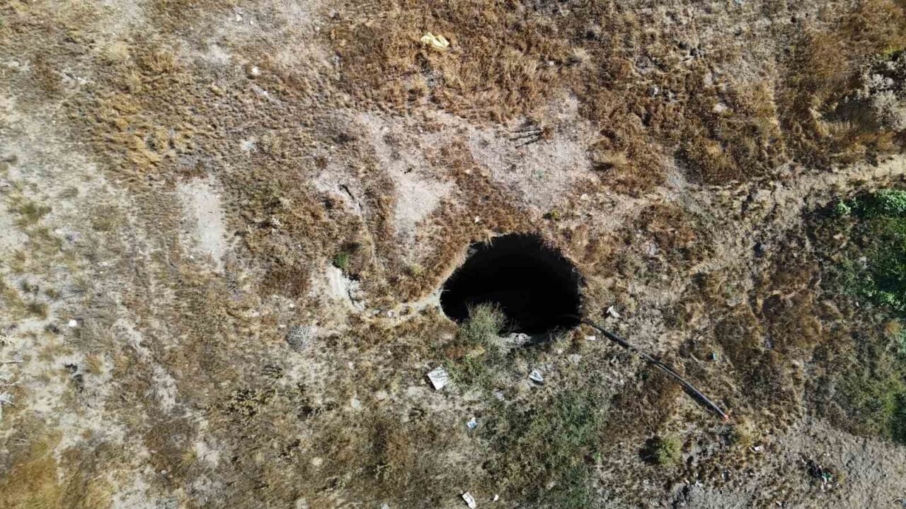 Balıkesir’de meydana gelen 6.1 büyüklüğündeki depremin hissedildiği Eskişehir’in kırsal Yahnikapan