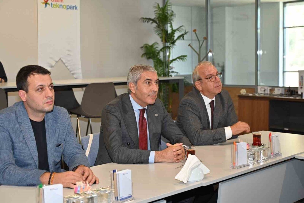 Ankara'nın Beypazarı Kaymakamı Ünal Coşkun ve beraberindeki heyet, OSTİM Organize